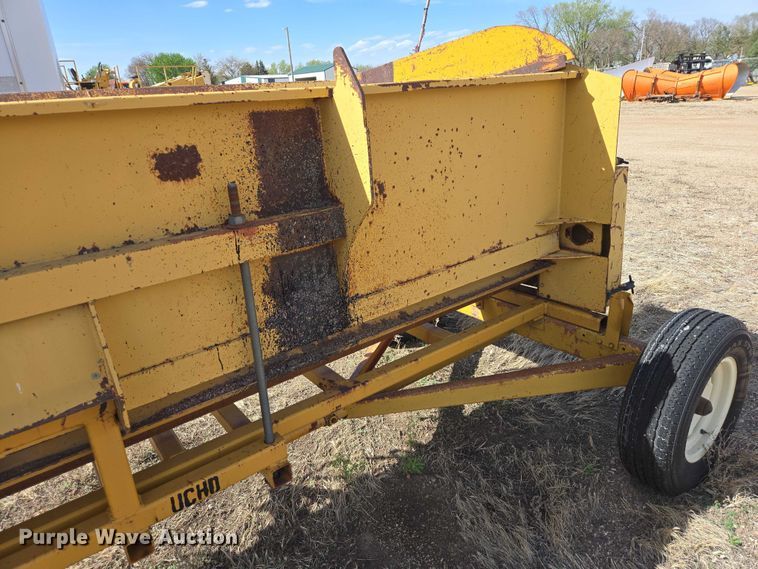 image for item EV5970 1994 Rosco SPRH-H chip spreader