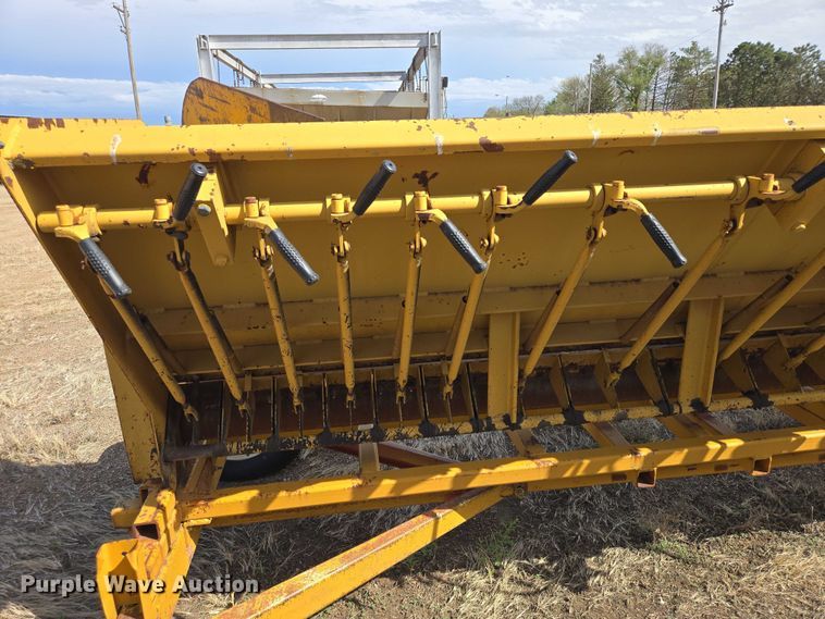 image for item EV5970 1994 Rosco SPRH-H chip spreader