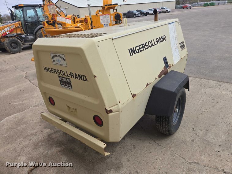image for item EV5984 1996 Ingersoll Rand 185 air compressor