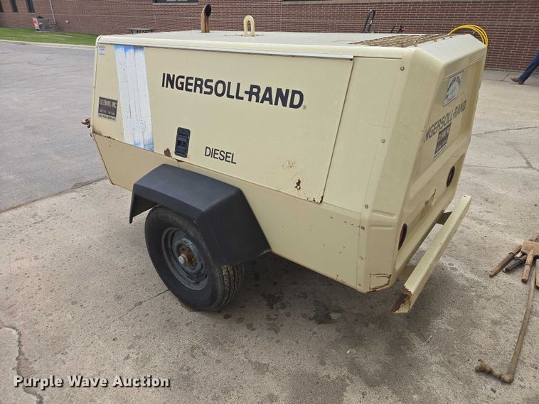 image for item EV5984 1996 Ingersoll Rand 185 air compressor