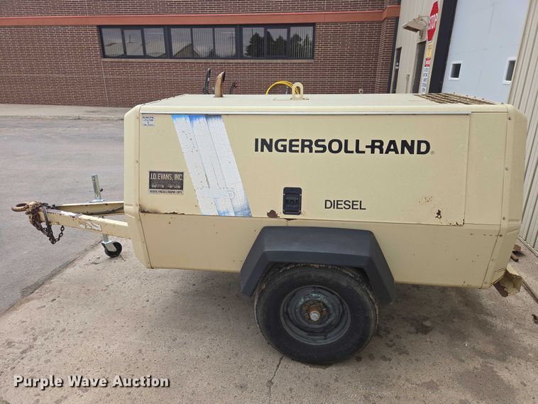 image for item EV5984 1996 Ingersoll Rand 185 air compressor