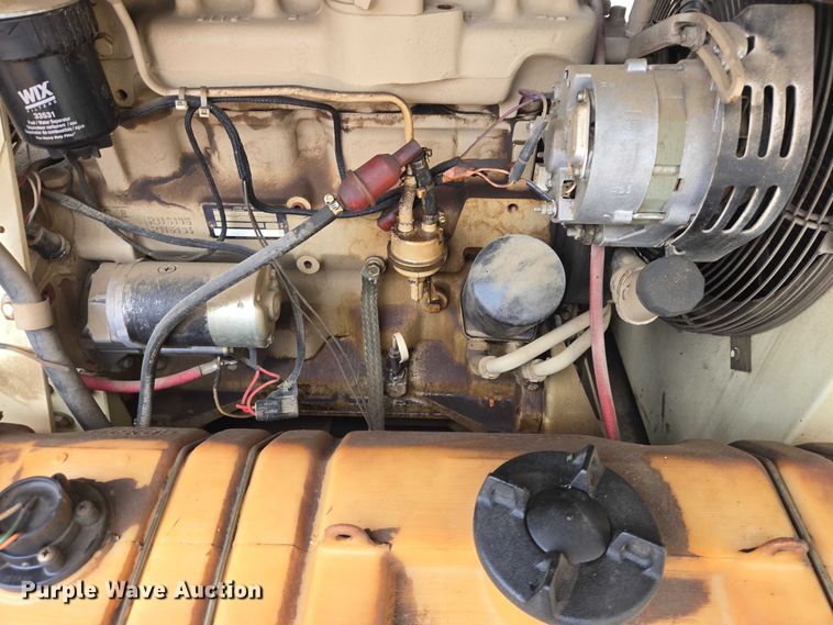 image for item EV5984 1996 Ingersoll Rand 185 air compressor