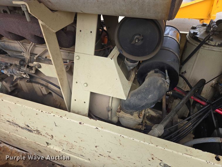 image for item EV5984 1996 Ingersoll Rand 185 air compressor