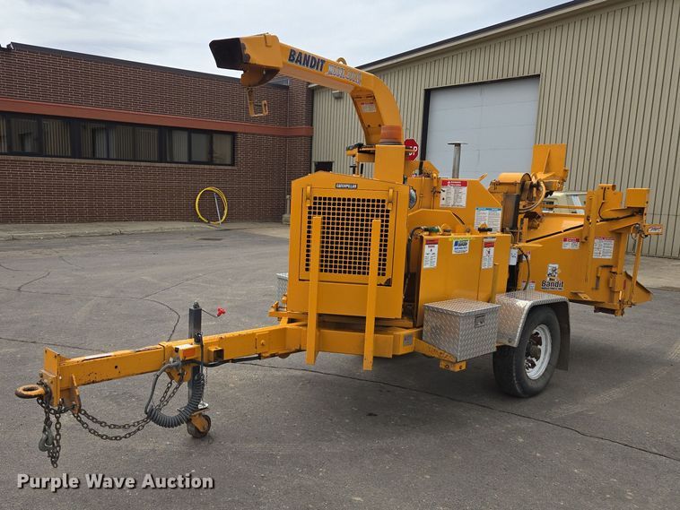 image for item EV5985 2012 Bandit 200XP wood chipper
