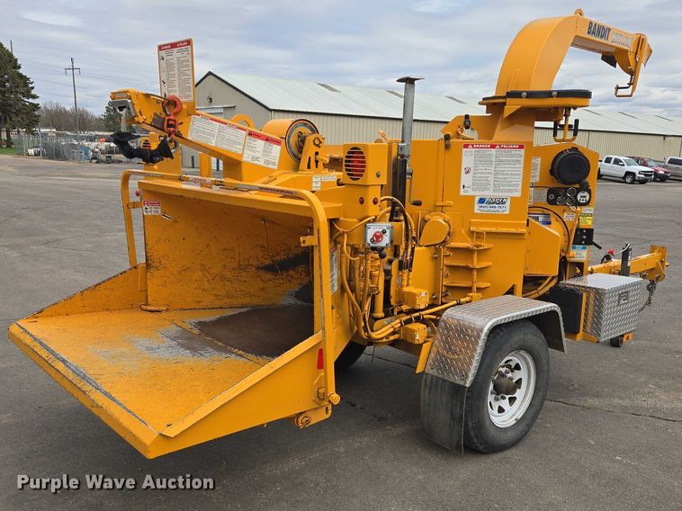 image for item EV5985 2012 Bandit 200XP wood chipper