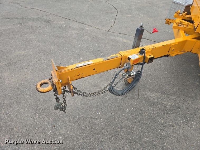 image for item EV5985 2012 Bandit 200XP wood chipper