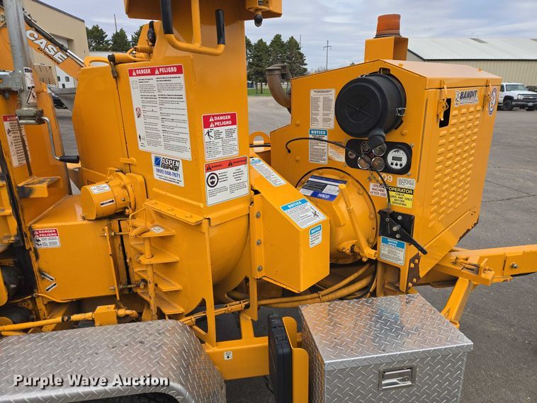 image for item EV5985 2012 Bandit 200XP wood chipper
