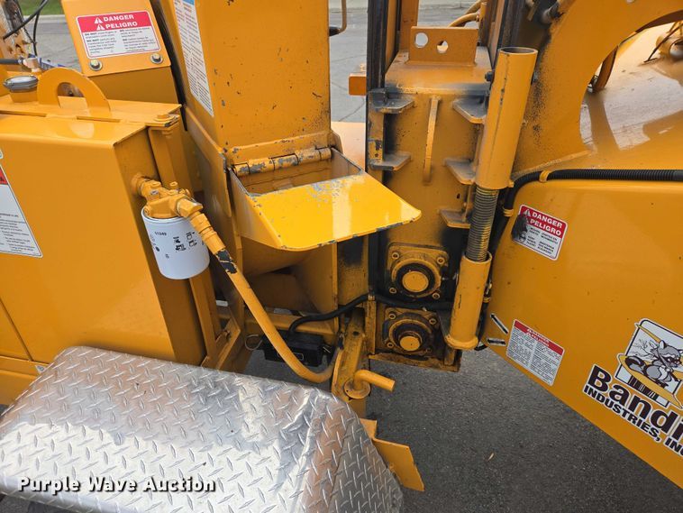 image for item EV5985 2012 Bandit 200XP wood chipper