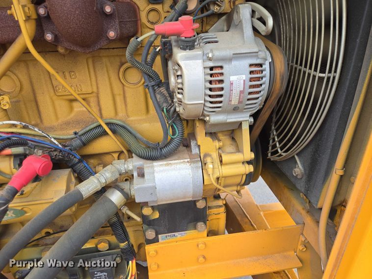 image for item EV5985 2012 Bandit 200XP wood chipper