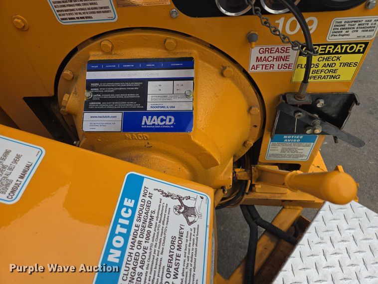 image for item EV5985 2012 Bandit 200XP wood chipper