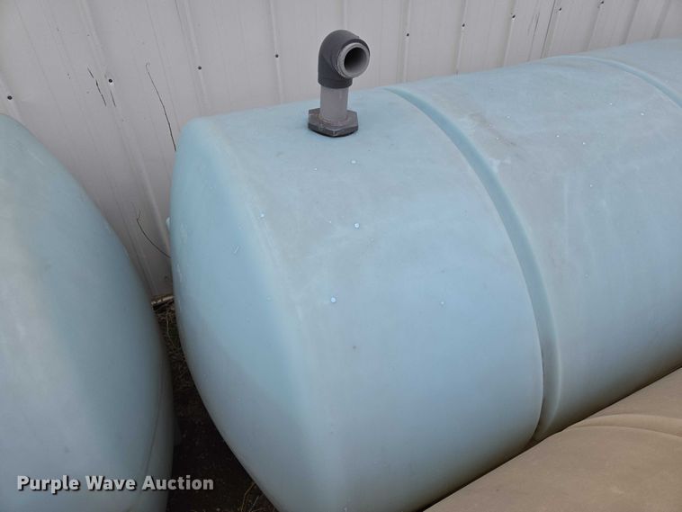 image for item EV5986 (4) poly tanks