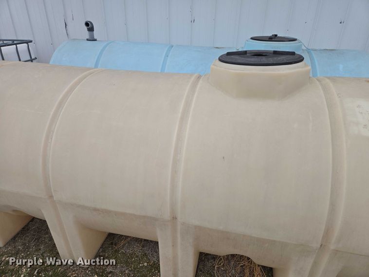 image for item EV5986 (4) poly tanks