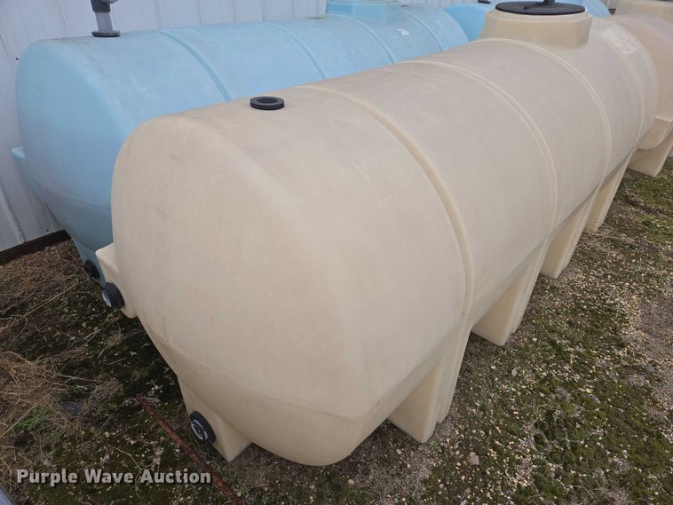 image for item EV5986 (4) poly tanks
