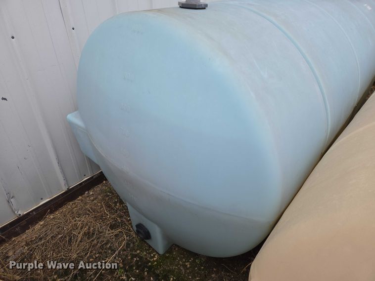 image for item EV5986 (4) poly tanks