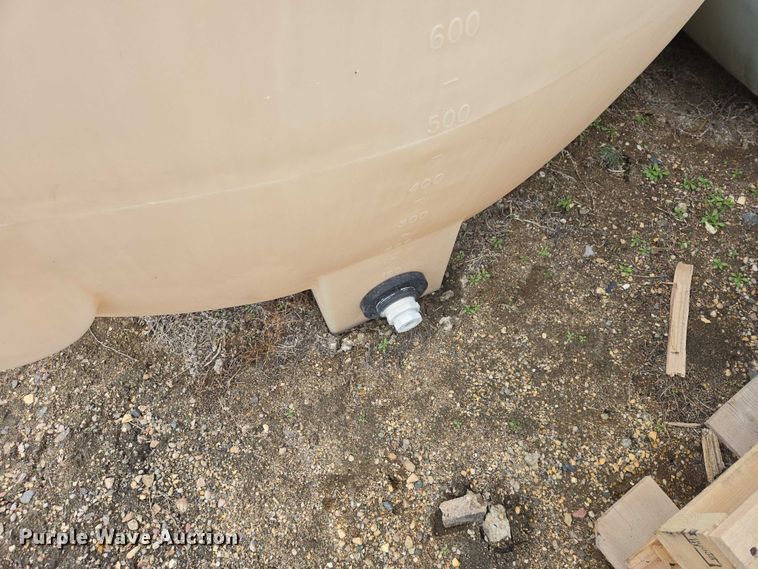 image for item EV5986 (4) poly tanks