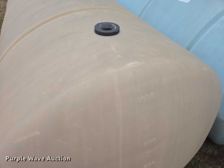 image for item EV5986 (4) poly tanks