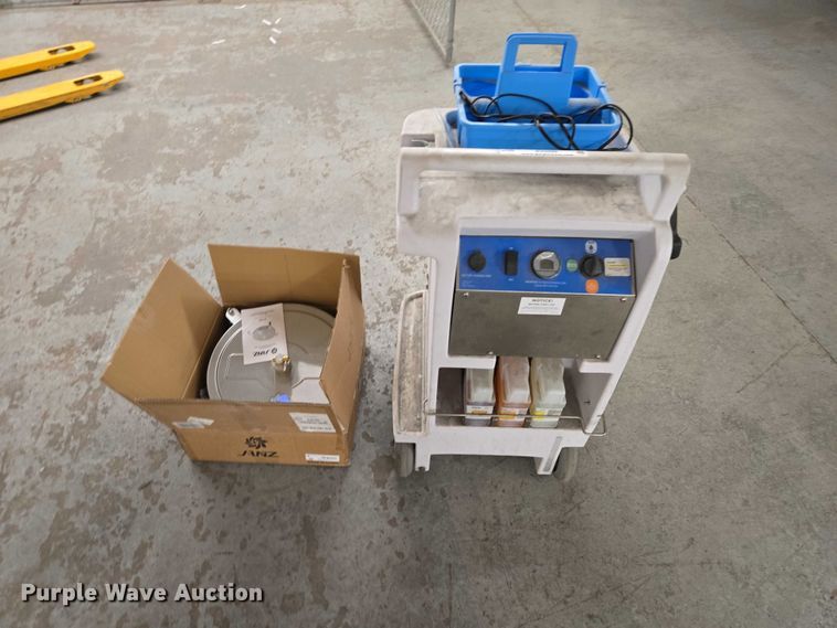 image for item EV5999 EcoLab cleaning caddy