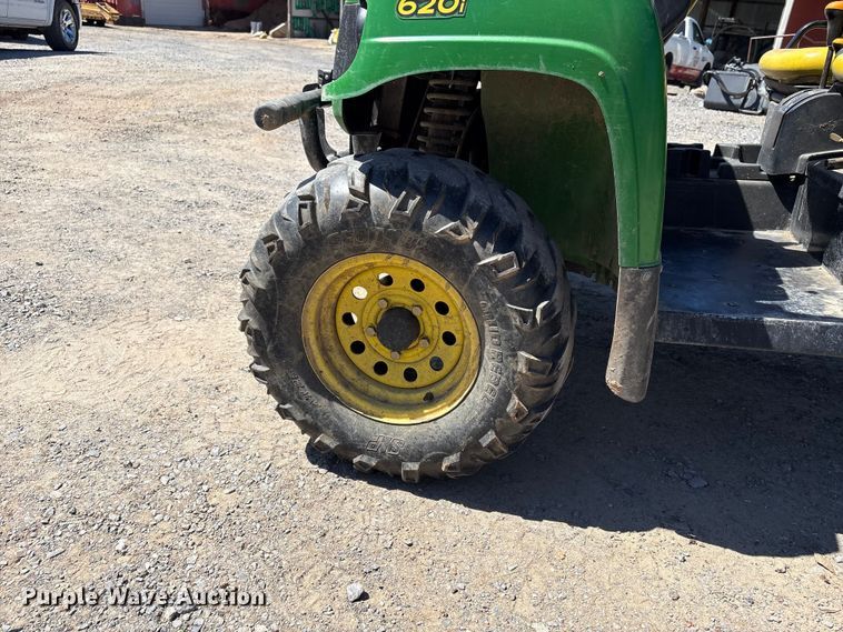 image for item EW0064 2010 John Deere Gator utility vehicle
