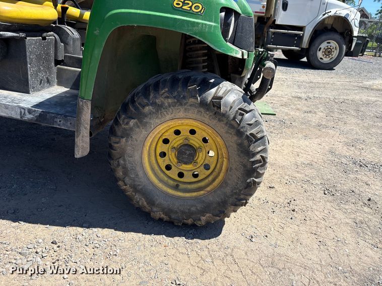 image for item EW0064 2010 John Deere Gator utility vehicle