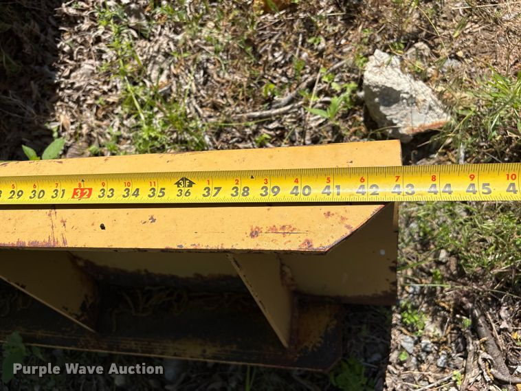 image for item EW0066 Diamond H  three point angle blade