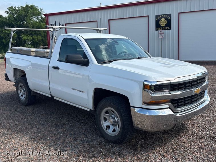 image for item EW1536 2017 Chevrolet Silverado 1500 pickup truck