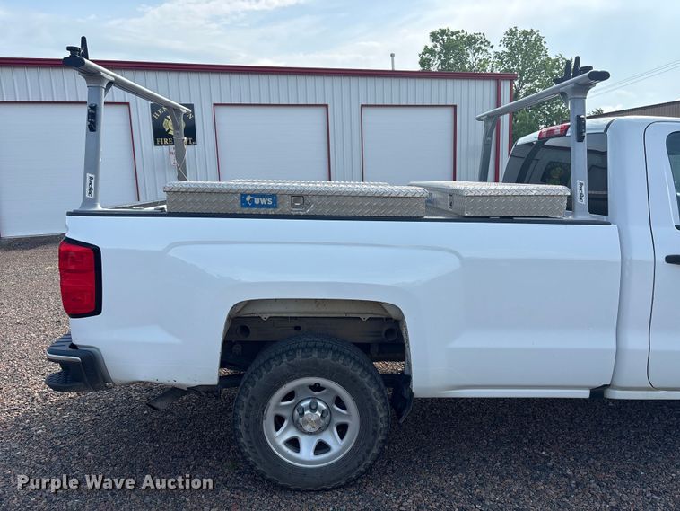 image for item EW1536 2017 Chevrolet Silverado 1500 pickup truck