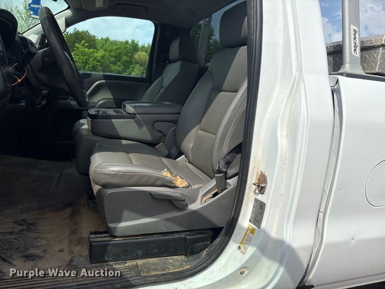 image for item EW1536 2017 Chevrolet Silverado 1500 pickup truck