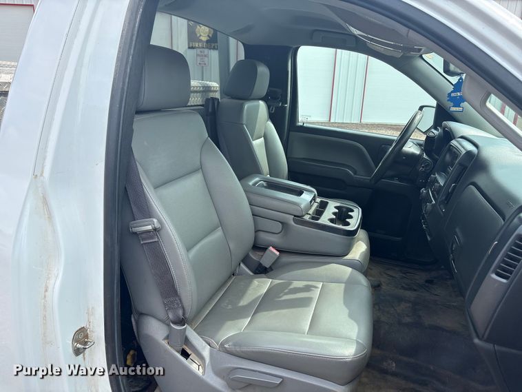 image for item EW1536 2017 Chevrolet Silverado 1500 pickup truck