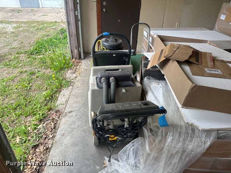 image for item EW2009 Auqa Clean 15 floor cleaner