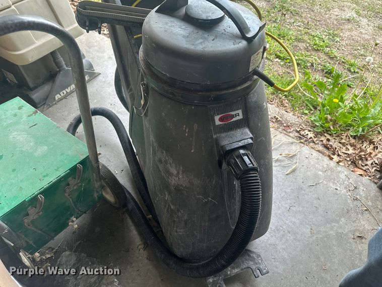 image for item EW2009 Auqa Clean 15 floor cleaner