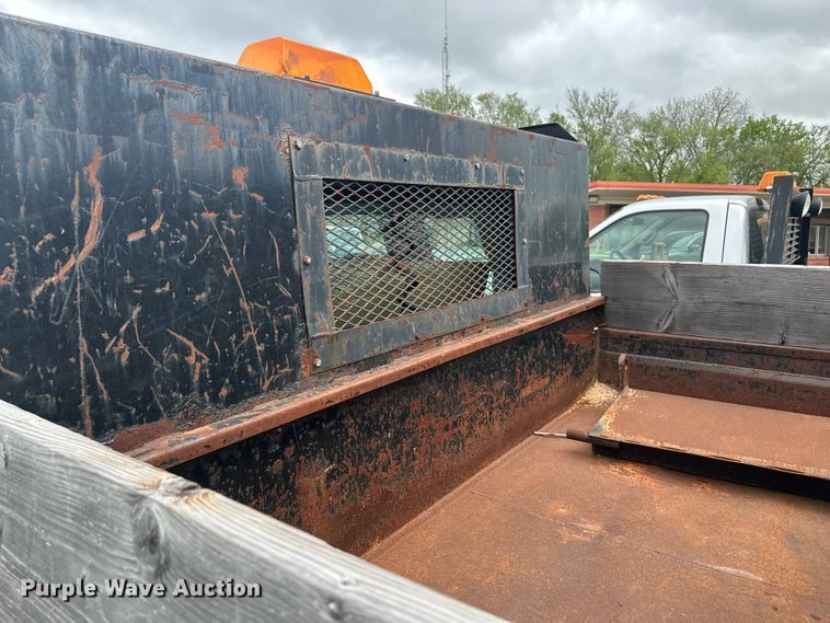 image for item EW2023 2006 Ford F350 Super Duty Ext. Cab dump bed pickup truck
