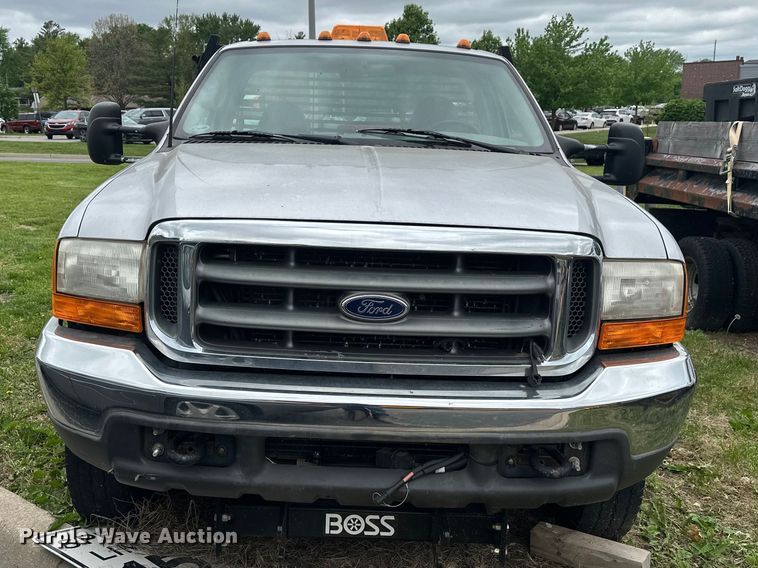 image for item EW2024 2000 Ford F350 Super Duty flatbed pickup truck