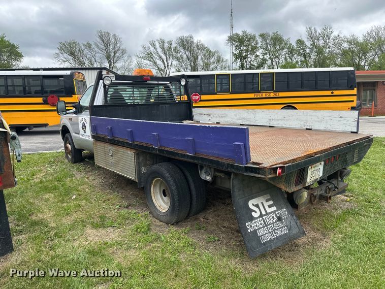 image for item EW2024 2000 Ford F350 Super Duty flatbed pickup truck