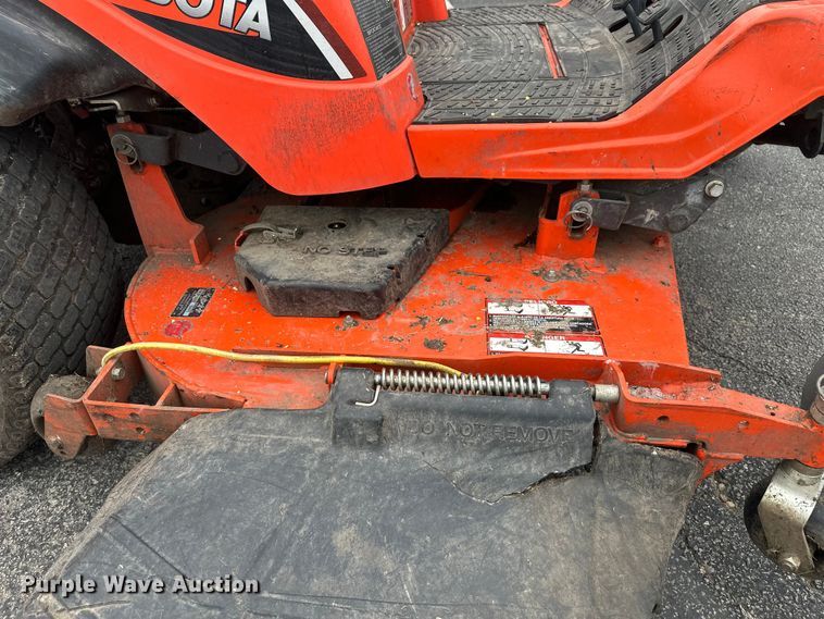 image for item EW2025 Kubota ZD1211L ZTR lawn mower