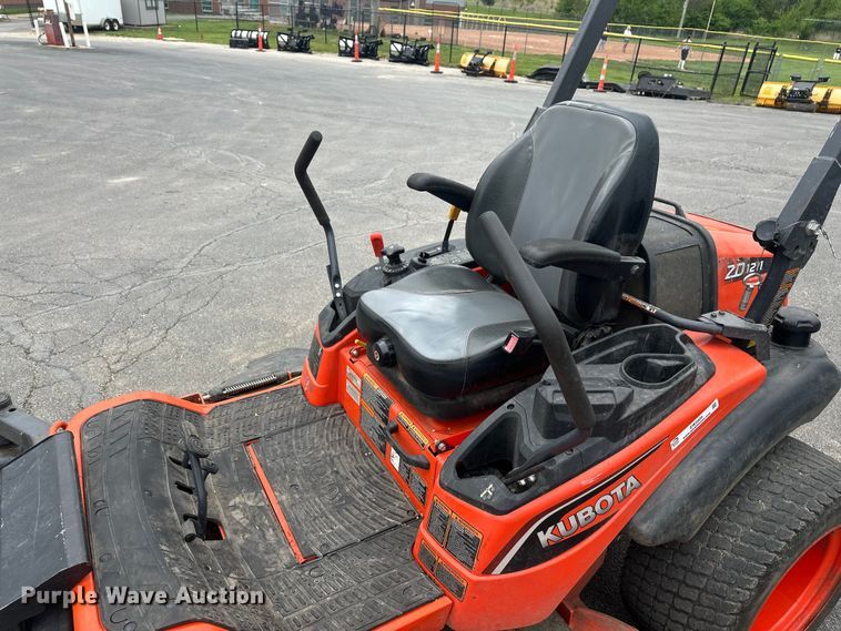 image for item EW2025 Kubota ZD1211L ZTR lawn mower