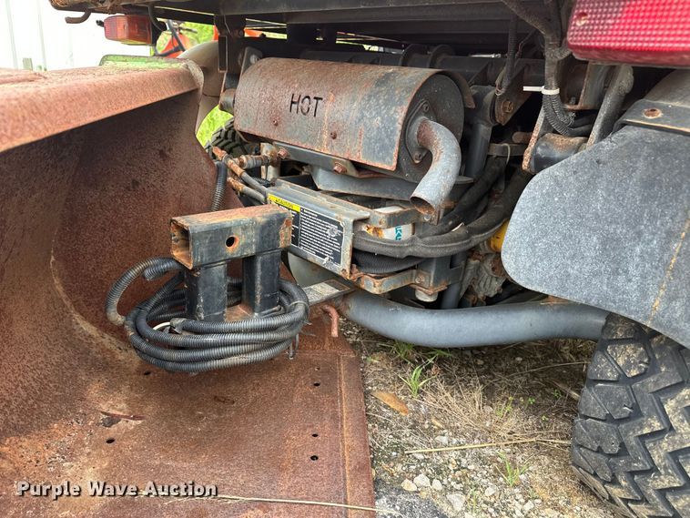 image for item EW2026 2009 Kubota RTV1100 utility vehicle