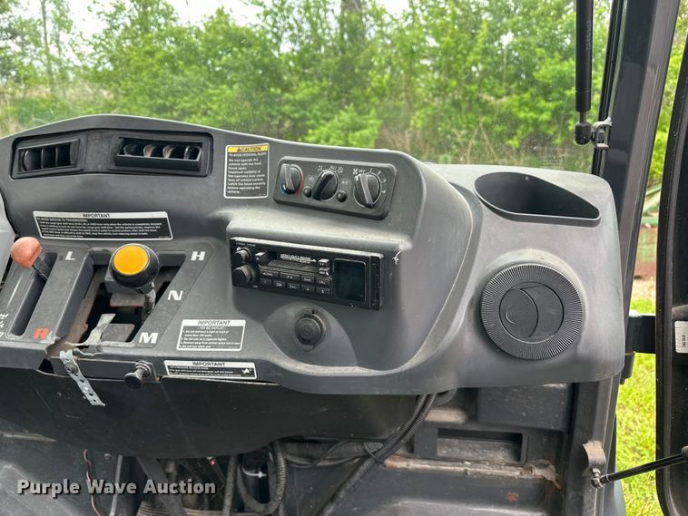 image for item EW2026 2009 Kubota RTV1100 utility vehicle