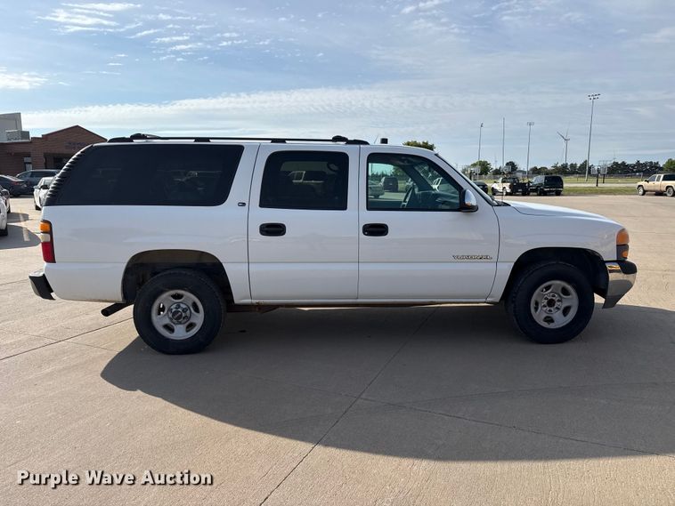 image for item EW4503 2002 GMC Yukon XL SUV