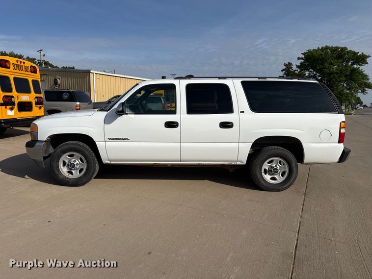 image for item EW4503 2002 GMC Yukon XL SUV