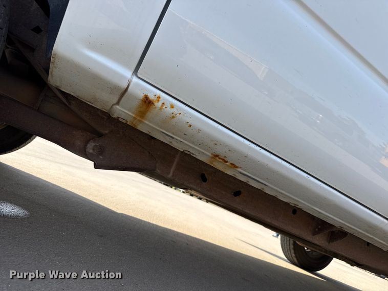 image for item EW4503 2002 GMC Yukon XL SUV
