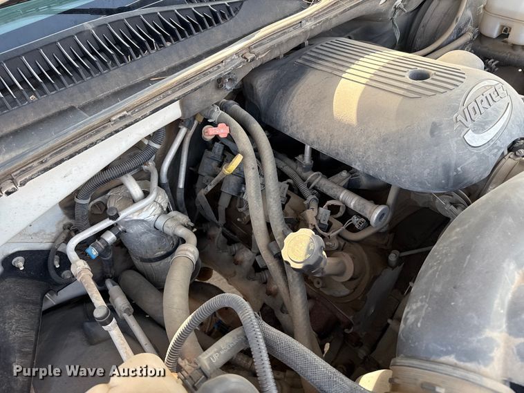 image for item EW4503 2002 GMC Yukon XL SUV
