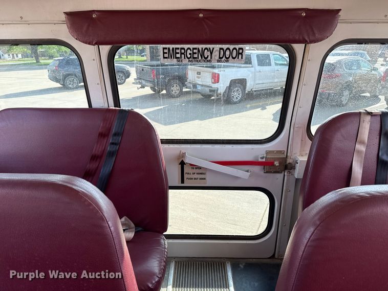 image for item EW4504 2001 Blue Bird school bus