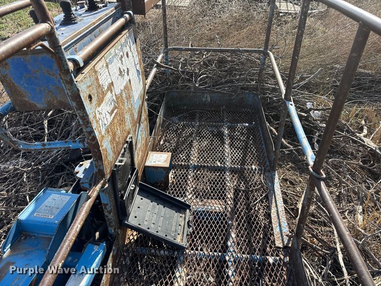 image for item EW4505 Genie S-60 boom lift