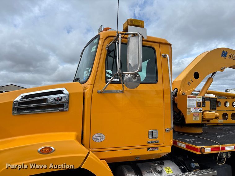 image for item FB3407 2016 Western Star 4700 Under bridge inspection truck