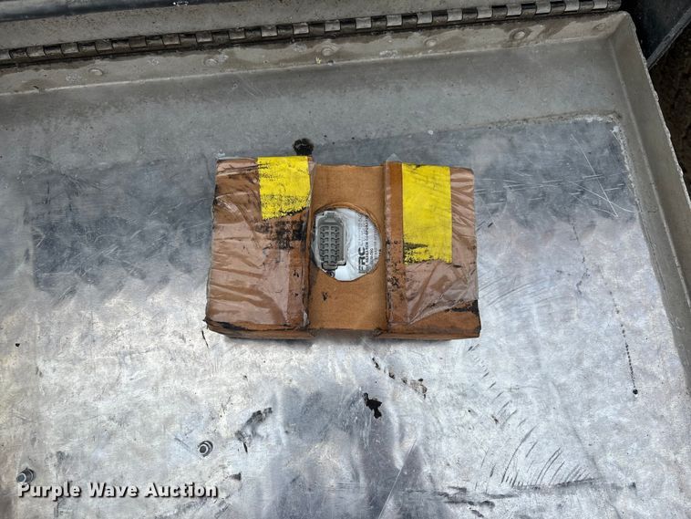 image for item FB3407 2016 Western Star 4700 Under bridge inspection truck