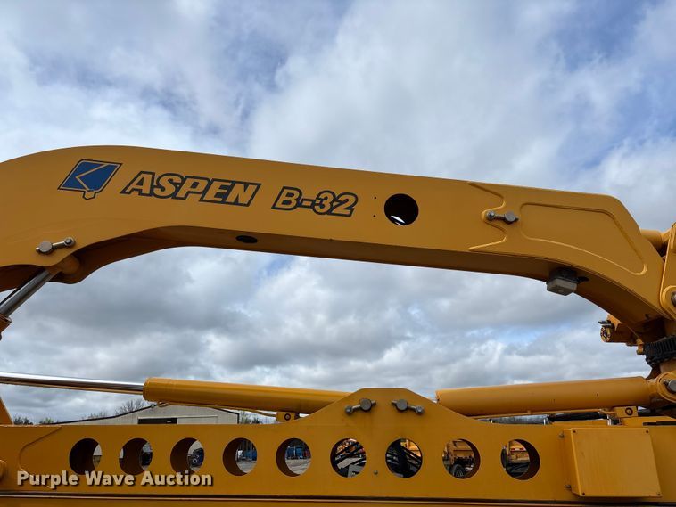 image for item FB3407 2016 Western Star 4700 Under bridge inspection truck