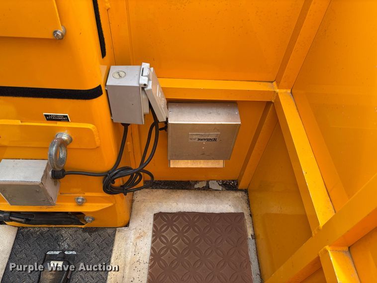 image for item FB3407 2016 Western Star 4700 Under bridge inspection truck