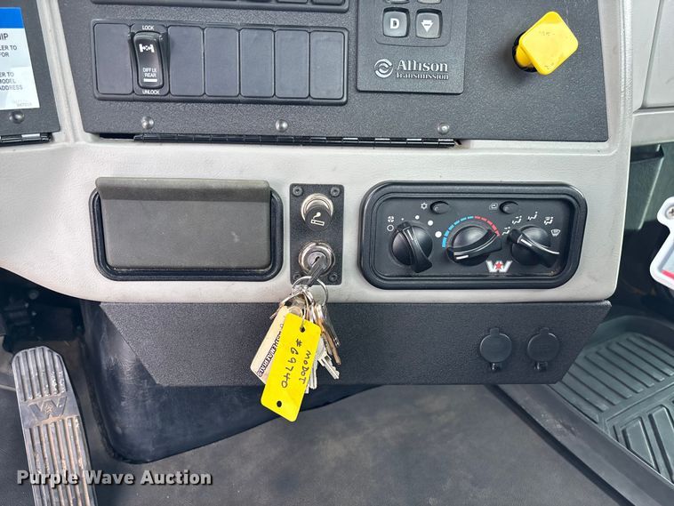 image for item FB3407 2016 Western Star 4700 Under bridge inspection truck