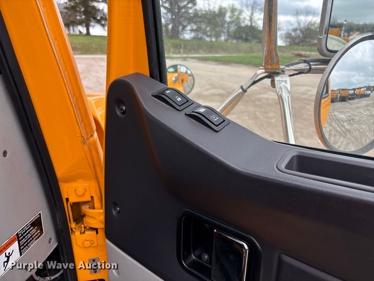 image for item FB3407 2016 Western Star 4700 Under bridge inspection truck