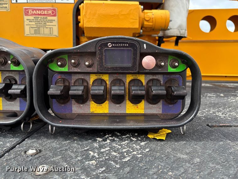 image for item FB3407 2016 Western Star 4700 Under bridge inspection truck